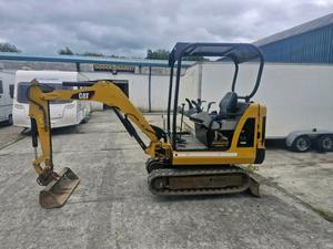 รถขุดขนาด 22 ตัน แบบตีนตะขาบยืดได้ พร้อมบุ้งกี๋เกรดดิ้ง เครื่องยนต์ฮิตาชิ ปั๊มไฮดรอลิกคาวาซากิ ระบบควบคุม PLC มอเตอร์ เกียร์บ็อกซ์ ลูกปืน - Product Image 3