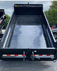 Remolques Hawke 2025 7x12 12K Remolque volquete Nueva condición para tractor agrícola Los componentes clave incluyen sistema de elevación hidráulica. - Product Image 3