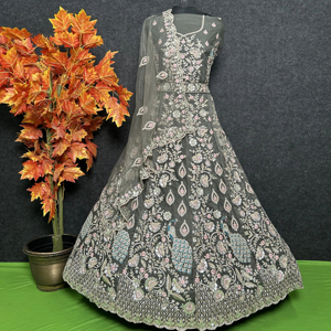 Travail lourd moderne Lehenga Choli ensemble pour femmes été/hiver vêtements de fête avec filet tissu Dupatta broderie paillettes Zari Design - Product Image 1