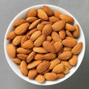 Almendras crudas orgánicas disponibles, almendras deliciosas y saludables - Product Image 2