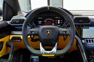 2022-2023 LAM_BORGHI_NI Gallardo Dirección izquierda Asientos de cuero Cámara trasera Pantalla táctil Nuevo/Usado - Product Image 3