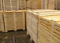 Wholesale Natural Pine Wood Lumber Kiln Dried Pine Timber Boards Sawn Wood Planks for Construction Furniture pallet wood