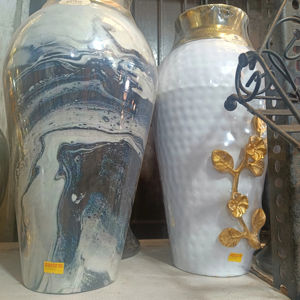 Artesanías Decorativas Elegantes Hechas a Mano en Madera, Cajas de Madera Pulida, Letreros de Pared con Temática Budista, Forma Irregular, Marca INNOFURN, India - Product Image 1