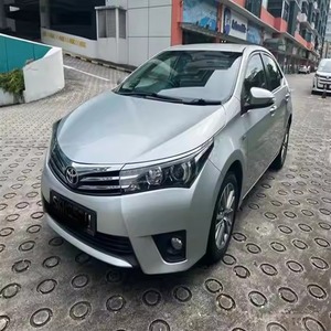2014มือสอง Toyota Corolla altis