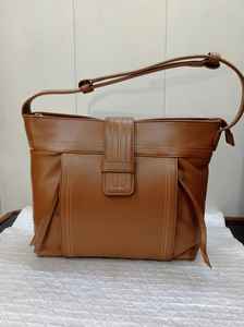 Sac à main élégant en cuir grainé imprimé écologique authentique, taille standard, fabriqué en Inde - Product Image 4