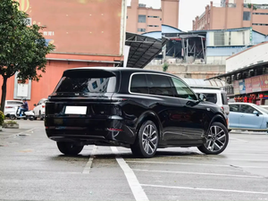 Li.xi a.ng L.9 2022, Auto Eléctrico 4x4 con Volante a la Izquierda, Vehículo Eléctrico Urbano de 6 Plazas - Product Image 4