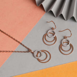 CLARA Juego de Collar y Pendientes Irina de Plata de Ley 925, Colección de Joyería Fina - Product Image 2
