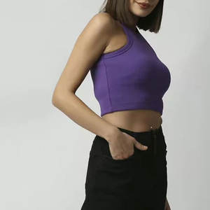 เสื้อกล้ามครอปสวมใส่สบายพร้อมดีไซน์3D สีทึบครึ่งแขนสำหรับฤดูร้อน - Product Image 5