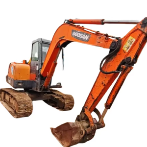 Gran oferta, excavadora hidráulica sobre orugas Doosan DH55 usada, DH55 de segunda mano con bomba y componentes de núcleo de rodamiento, el mejor precio - Product Image 1