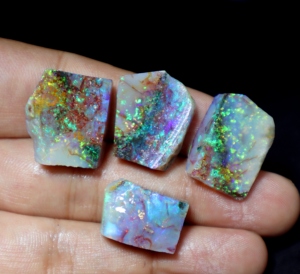 Ensemble de cabochons d'opale australienne 4 pièces de haute qualité pierres précieuses en vrac d'opale de Pedy Coober rugueux naturels directement d'Australie - Product Image 4