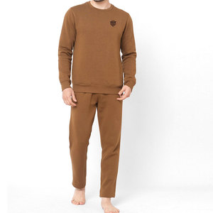 Sudadera de algodón 100% de calidad superior para hombre superventas, conjunto de invierno sólido cómodo, colores personalizados disponibles, respetuoso con el medio ambiente - Product Image 1
