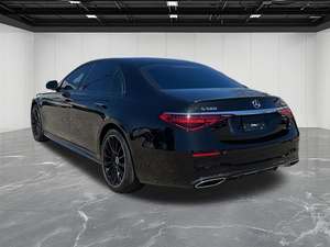 Sedán Ejecutivo Premium Usado 2025 Edición S580 AWD - Product Image 3