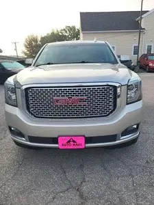 GMC Yukon XL Denali 2016, Volante a la Izquierda, Asientos de Cuero, Neumáticos R19 - Product Image 6