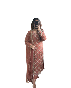 Readymade Indian Wear Print bordado Plazzo Kurti con Dupatta Set para niñas damas precio bajo por Dgb Exports 2023 colección - Product Image 1