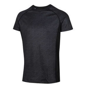 T-shirt d'été à col rond imprimé par transfert de chaleur OEM de haute qualité pour hommes en gros - Product Image 3