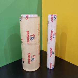 Top vente pas cher produits 2024 PVC s'accrochent Wrap alimentaire Film Jumbo rouleau pour la nourriture en plastique Wrap alimentaire Film 45cm * 250m * 10mic - Product Image 1