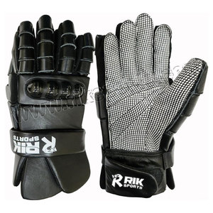 ถุงมือเฮมาคุณภาพสูง ทนทาน พร้อมดีไซน์เฉพาะสำหรับการฝึกซ้อม - Product Image 6