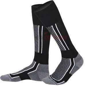 Venta al por mayor de calcetines largos de algodón de alta calidad calcetines largos con logotipo personalizado impreso de moda de corte bajo calcetines largos de los hombres autocalentamiento, térmico - Product Image 1