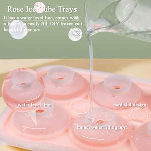 Bac à glaçons en silicone alimentaire à 6 cavités en forme de rose avec système anti-fuite et design sans entonnoir pour les glaçons de whisky - Forme de rose unique - Product Image 5