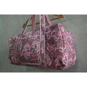 Bolsa de Viaje de Fin de Semana India, de Algodón de Lujo Premium, Ligera, Estilo Boho, Acolchada, con Cierre de Cremallera y Estampado Floral Hecho a Mano - Product Image 3