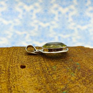 Delicado colgante de topacio Limón, collar artesanal facetado bohemio de Plata de Ley 925 con colgantes y dijes finos - Product Image 3