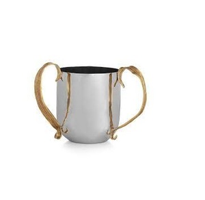 Tazas de metal elegantes y versátiles con un gran diseño contemporáneo con mango dorado ideal para amantes del café y configuraciones de bar en casa - Product Image 4