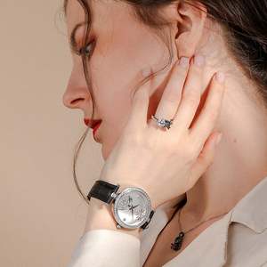นาฬิกาหนังสีดำลายเสือดาว Jeulia Wild and Free Leopard Quartz พร้อมหน้าปัดสีเงิน - Product Image 6