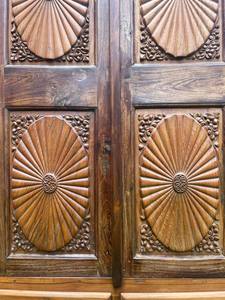 Armarios de cocina Almirah de madera de tamaño mediano elegantes clásicos de lujo antiguos modernos - Product Image 5