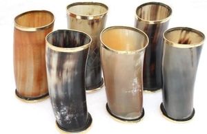 Cuerno de vaca Vino Taza de whisky Sublimación en blanco Vidrio de espresso Pequeño Cuerno de vaca Vaso de chupito Logotipo personalizado Mejor cantidad Estilo moderno - Product Image 4