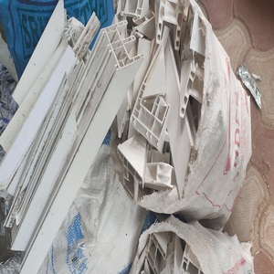 Déchets de tuyaux en PVC rigide blanc recyclé de qualité supérieure, livraison rapide, profil de fenêtre, moulage en PVC, qualité de poudre, brillant élevé, résistant au vieillissement - Product Image 5