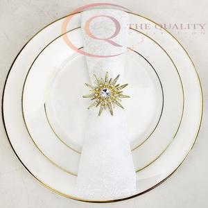 Anneaux de serviette de table en métal de luxe pour la décoration de mariage et de dîner, design écologique et intemporel - Product Image 2