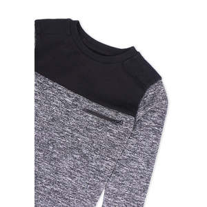 Branded Boy Tee in Black & Charcoal Colección de camisas para niños - Product Image 2