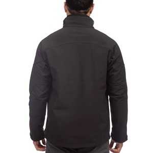 เสื้อแจ็คเก็ตผู้ชายแบบ Softshell สำหรับกิจกรรมกลางแจ้ง กันน้ำ ระบายอากาศได้ดี คอตั้ง ตกแต่งลวดลายด้านหน้า สำหรับฤดูใบไม้ผลิ ผลิตในปากีสถาน (OEM) - Product Image 3