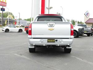 Chevrolet Avalanche 2012 d'occasion, excellent état, prêt à être expédié - Product Image 6