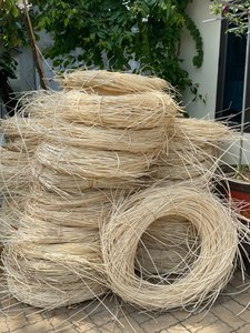 Postes de ratán en bruto pulido con núcleo de caña de Manau, modelo GGN de alta calidad, superventas, agricultura Natural - Product Image 6