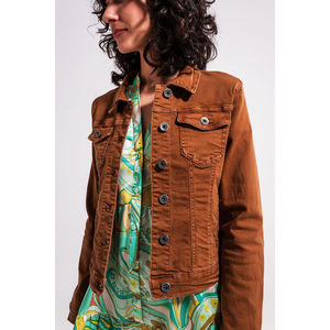 Veste en jean marron slim style trucker avec décoration boutonnée - Product Image 1