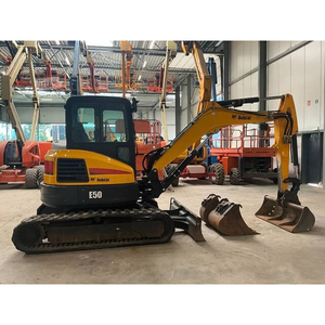 Miniexcavadora Zero Swing con capacidad de 3,5 toneladas, orugas de acero y pluma reforzada adecuada para construcción y demolición - Product Image 2