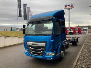 รถบรรทุกหัวลาก DAF LF 210 ดีเซล ยูโร 6 เกียร์ธรรมดา พวงมาลัยซ้าย 6x2 12 สปีด 351-450 แรงม้า สำหรับงานขนส่ง ใหม่ - Product Image 2