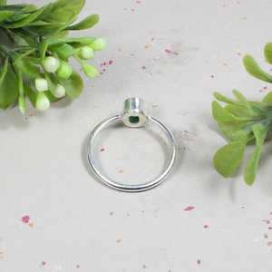 925แหวนเงินสเตอร์ลิงสไตล์โบโฮพลอยสีเขียวนิลตัดวงรีพลอยผิวเรียบชุดชุบโรเดียมเครื่องประดับแฟชันชั้นดีแพลทินัม - Product Image 4