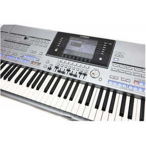 Piano Digital Arreglador de 76 Teclas Genos Tyros 5 Más Vendido - Product Image 2