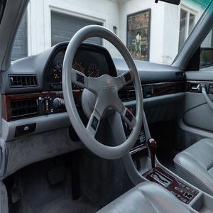 El Mercedes-Benz 500SEC de 1984 más genial - Product Image 2