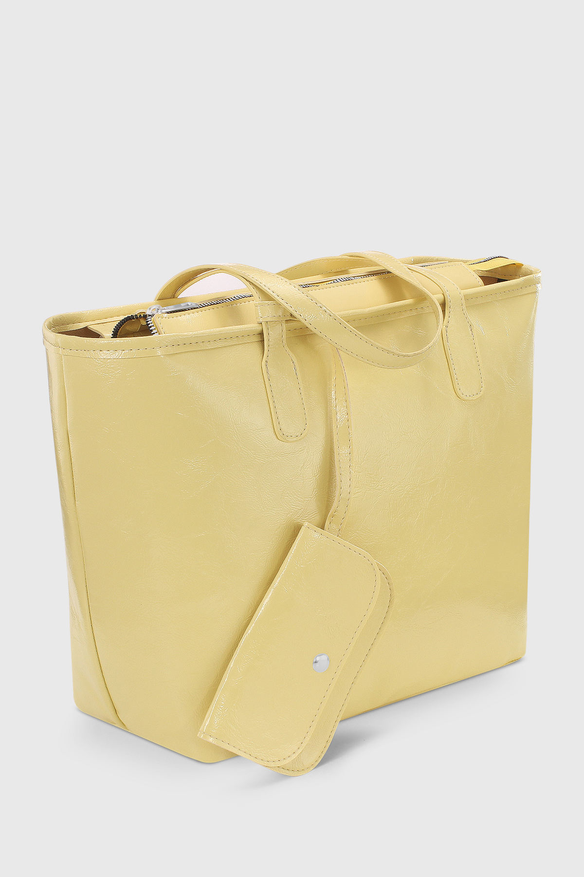 สีเหลือง