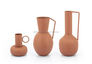 Juego de 3 jarrones de flores de metal para mesa y suelo con asas Material de estaño para decoración de hogar y jardín Diferentes acabados - Product Image 3