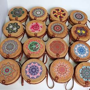 BOLSO DE MODA DE SUPER ESTILO BOLSO IMPERMEABLE HECHO A MANO PARA NIÑAS DETALLE COLORIDO MEJOR DISEÑO 2023 - Product Image 2