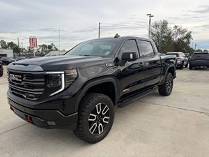 GMC Sierra 1500 AT4 Usada de 2024 - Product Image 3