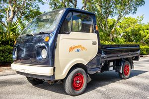 Camioneta Mazda Porter de 1982, poco usada, sin reserva, del mercado japonés, pintura personalizada, laterales abatibles, EE. UU. Título - Product Image 2