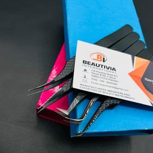 Pinzas para pestañas con logotipo grabado personalizado más vendidas, Punta puntiaguda de agarre fuerte, Material de acero inoxidable sostenible probado a mano - Product Image 6