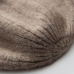 Gorros de lana de algodón para invierno, gorros hechos en la mejor tela, gorros de Jacquard superventas a la venta - Product Image 5