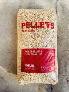 Pellets de bois de pin de haute qualité pour le chauffage, fournis directement par l'usine, diamètre 6 mm, motif bâton, emballés en sac - Product Image 2