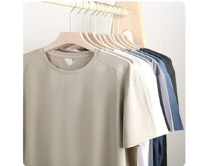 เสื้อยืดผู้ชายผ้าสแปนเด็กซ์/คอตตอน ทรงเข้ารูป แห้งเร็ว เป็นมิตรกับสิ่งแวดล้อม น้ำหนัก 180 กรัม คอกลม แขนสั้น สีพื้น ปักลาย - Product Image 5